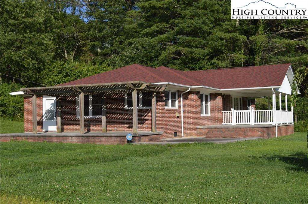Image number 4 for the current listing