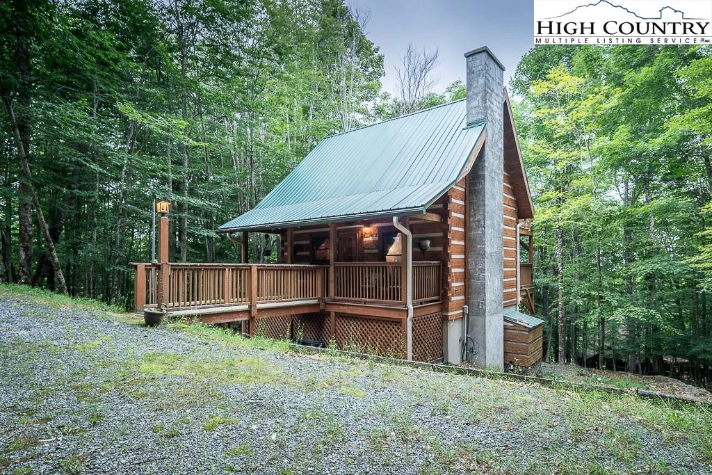 Image number 1 for the current listing
