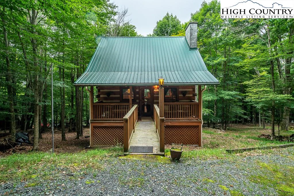 Image number 19 for the current listing