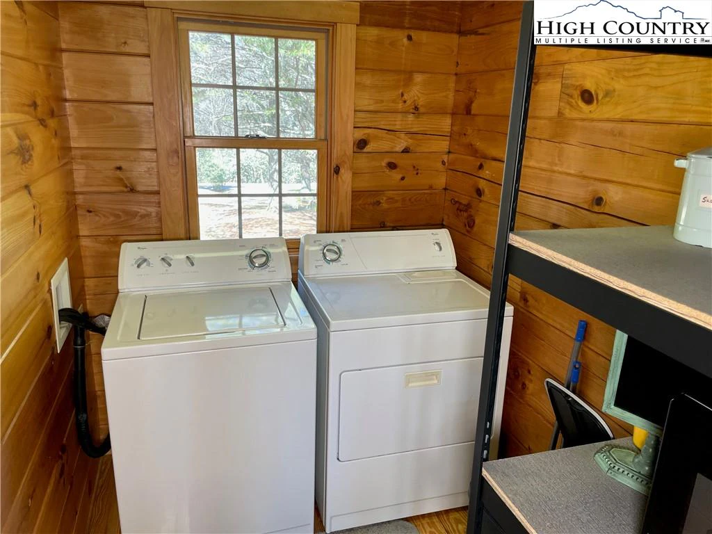 Image number 5 for the current listing