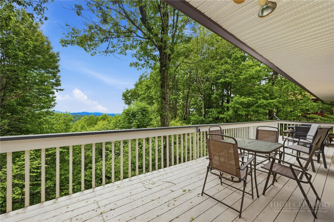 Image number 5 for the current listing