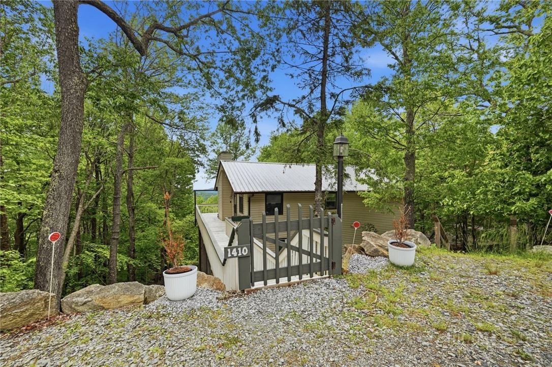 Image number 2 for the current listing