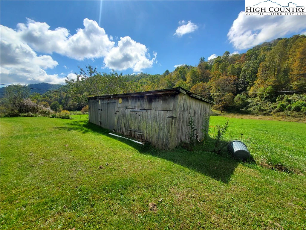 Image number 5 for the current listing
