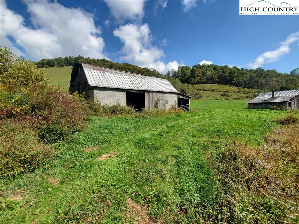 Image number 7 for the current listing