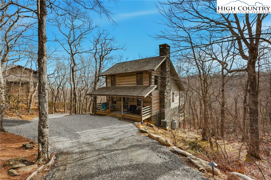 Image number 21 for the current listing