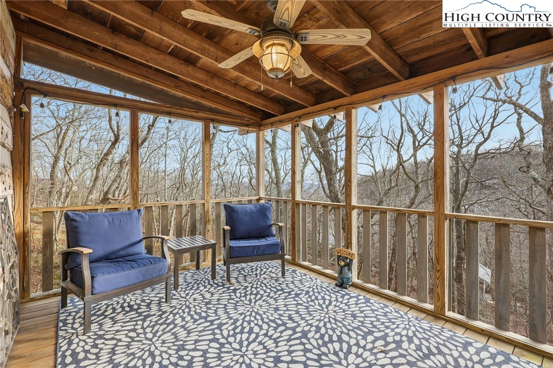 Image number 5 for the current listing