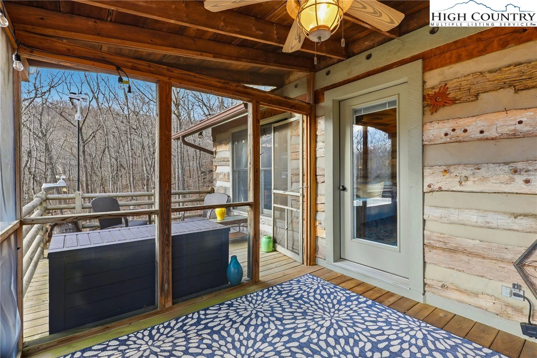 Image number 6 for the current listing