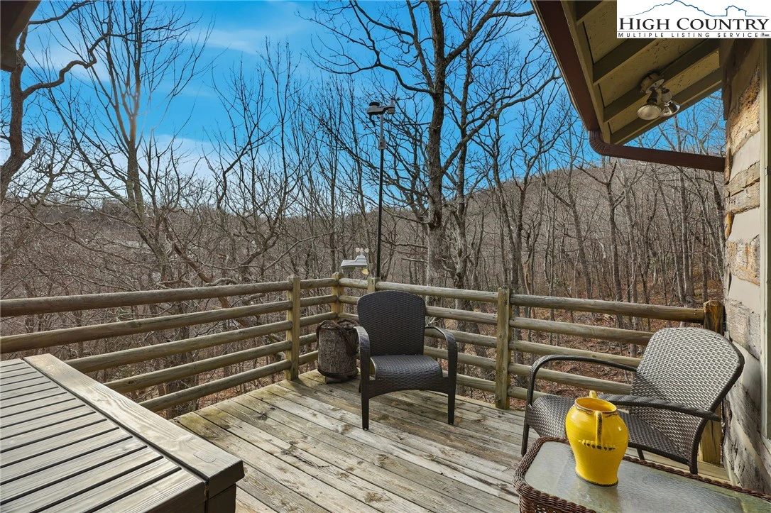 Image number 7 for the current listing