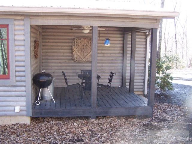 Image number 22 for the current listing