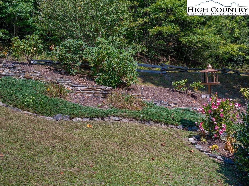 Image number 6 for the current listing