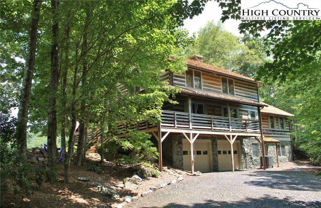 Image number 3 for the current listing