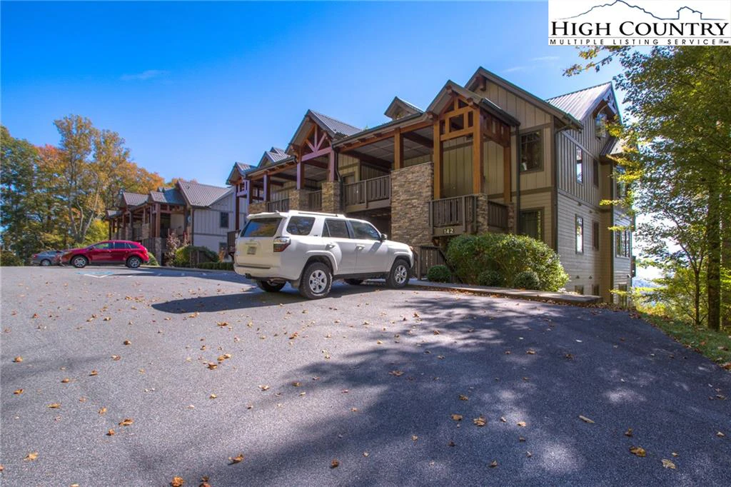 Image number 6 for the current listing