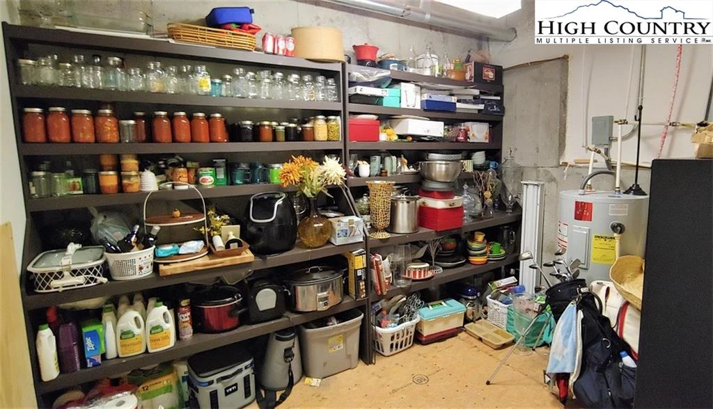 Image number 5 for the current listing