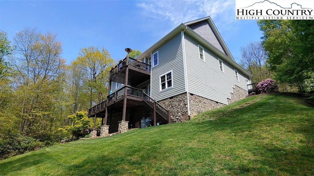 Image number 2 for the current listing