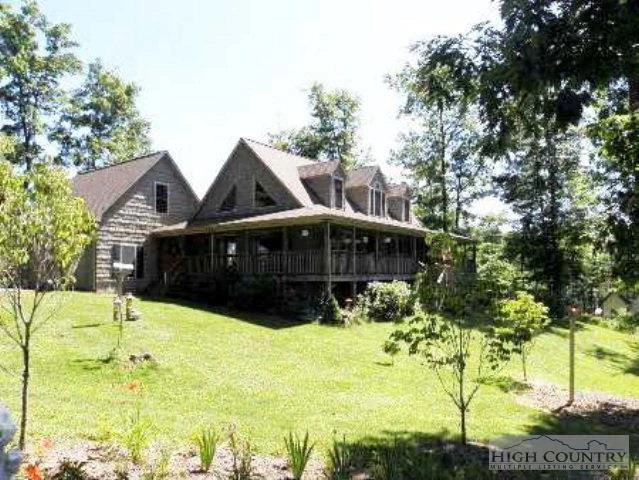 Image number 1 for the current listing