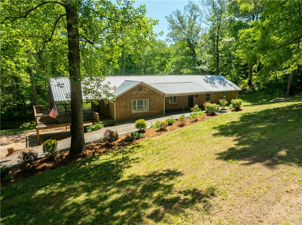 Image number 3 for the current listing