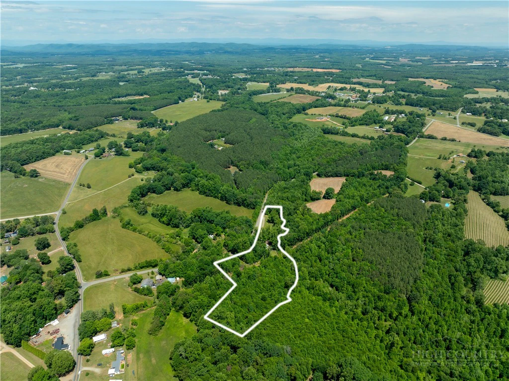 Image number 14 for the current listing