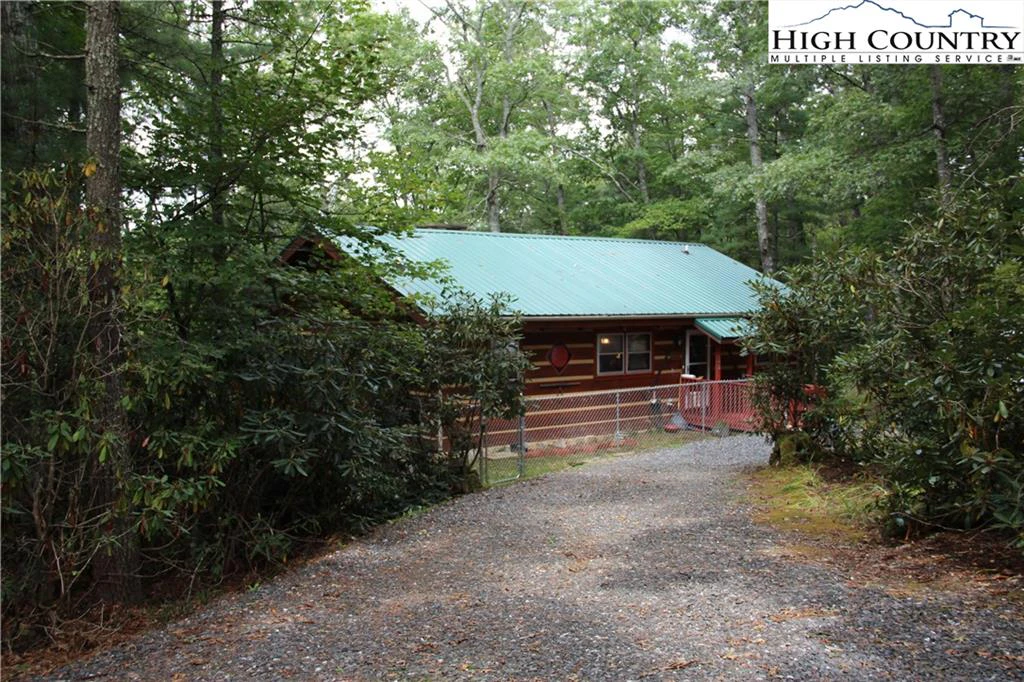 Image number 1 for the current listing