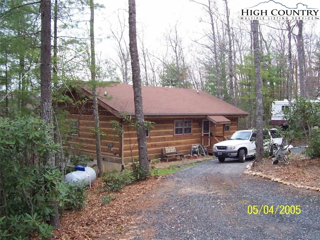 Image number 3 for the current listing