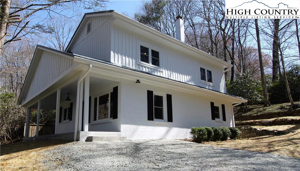Image number 1 for the current listing