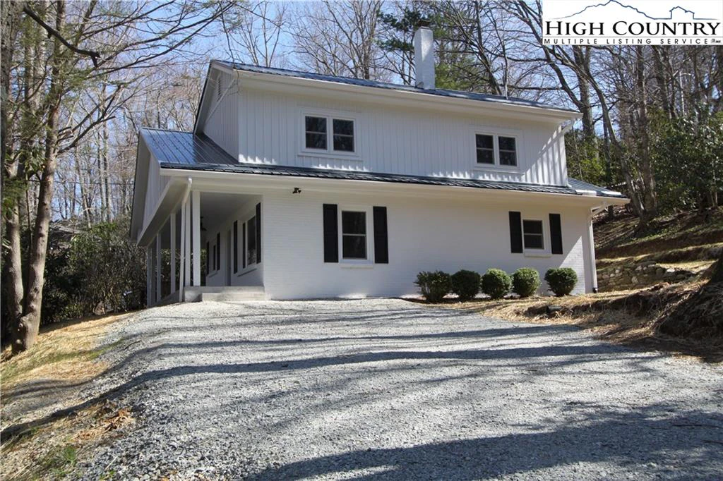 Image number 14 for the current listing