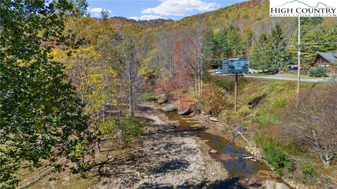Image number 6 for the current listing