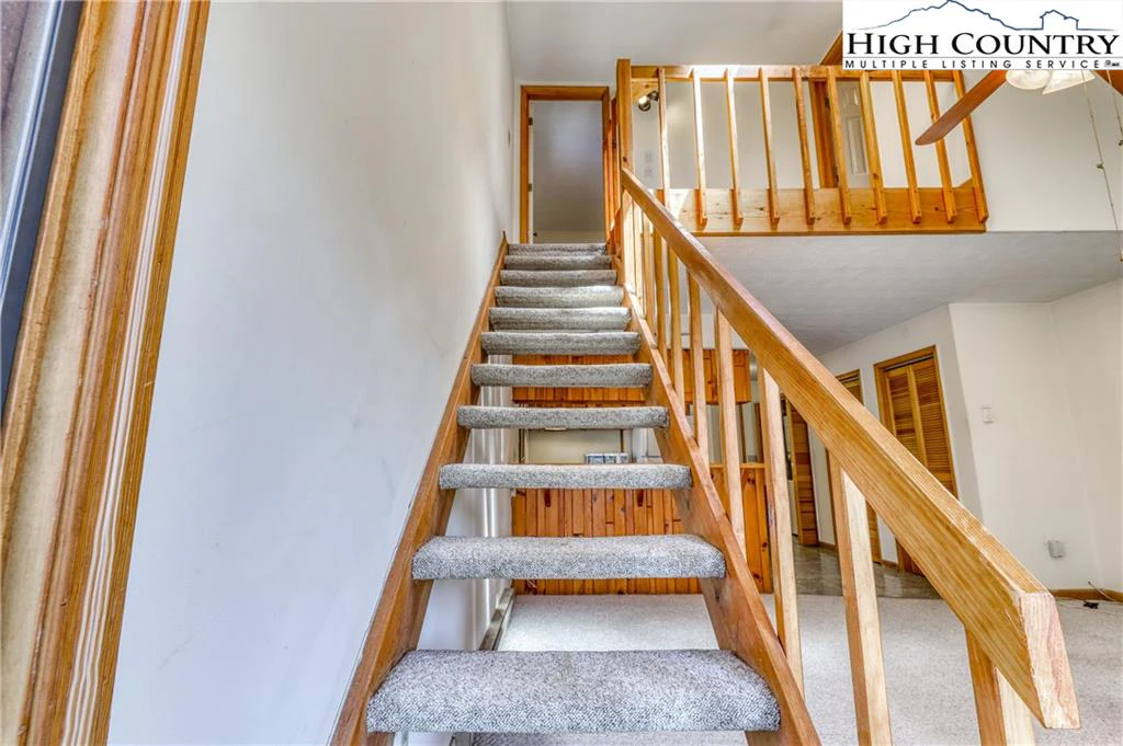 Image number 10 for the current listing