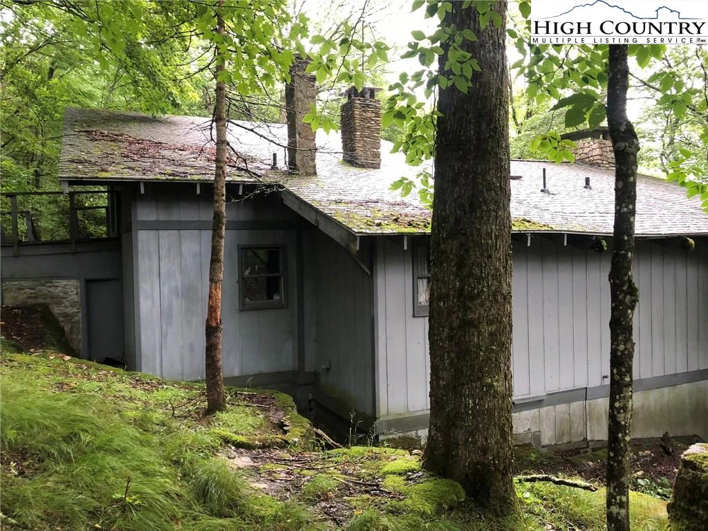 Image number 6 for the current listing