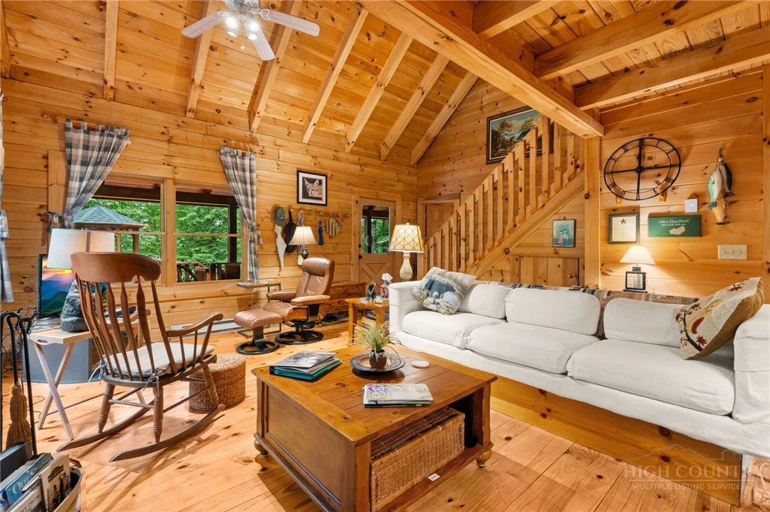 Image number 8 for the current listing