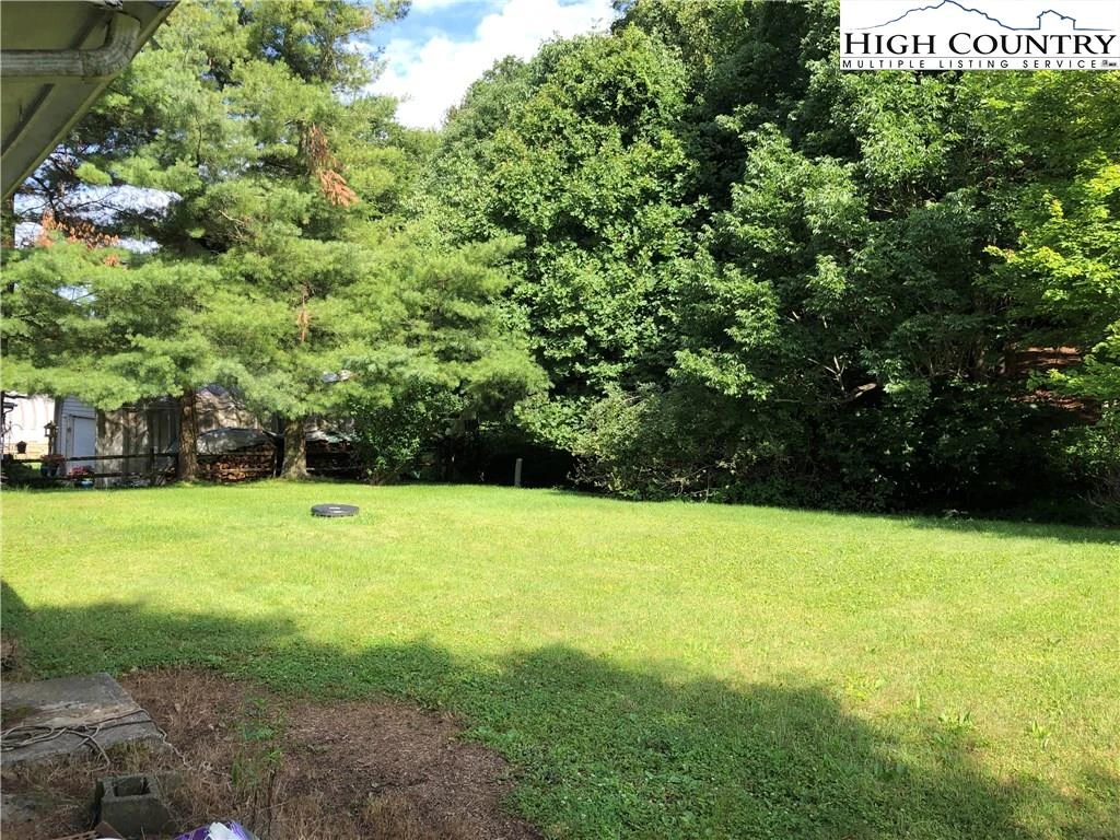 Image number 15 for the current listing