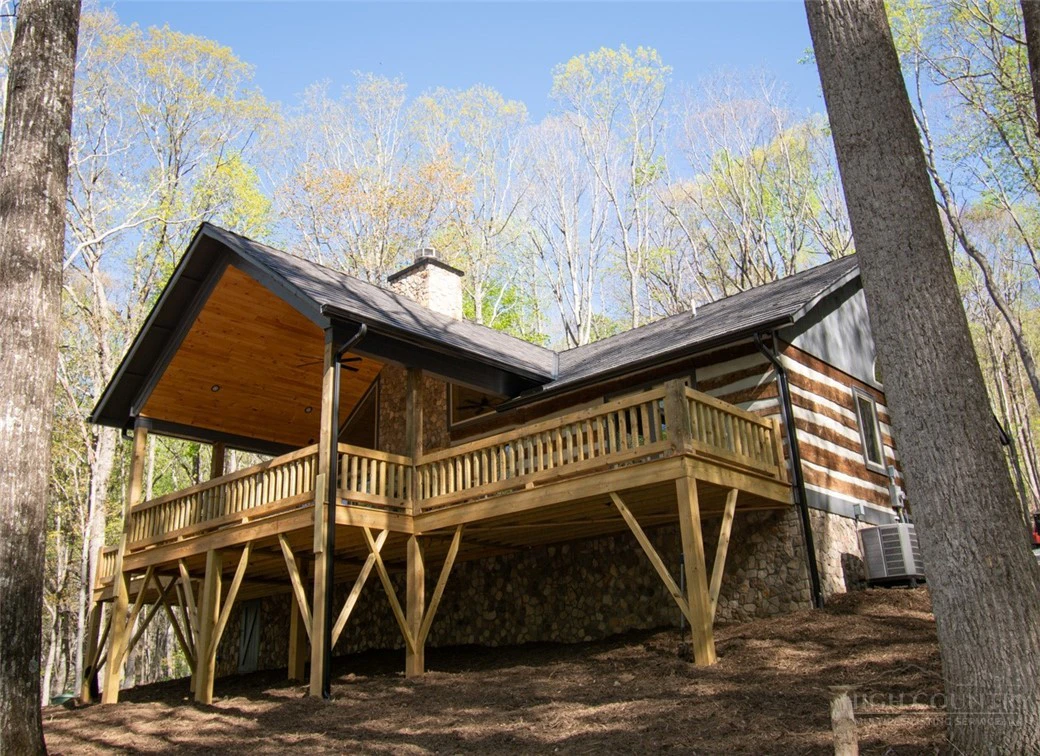 Image number 20 for the current listing