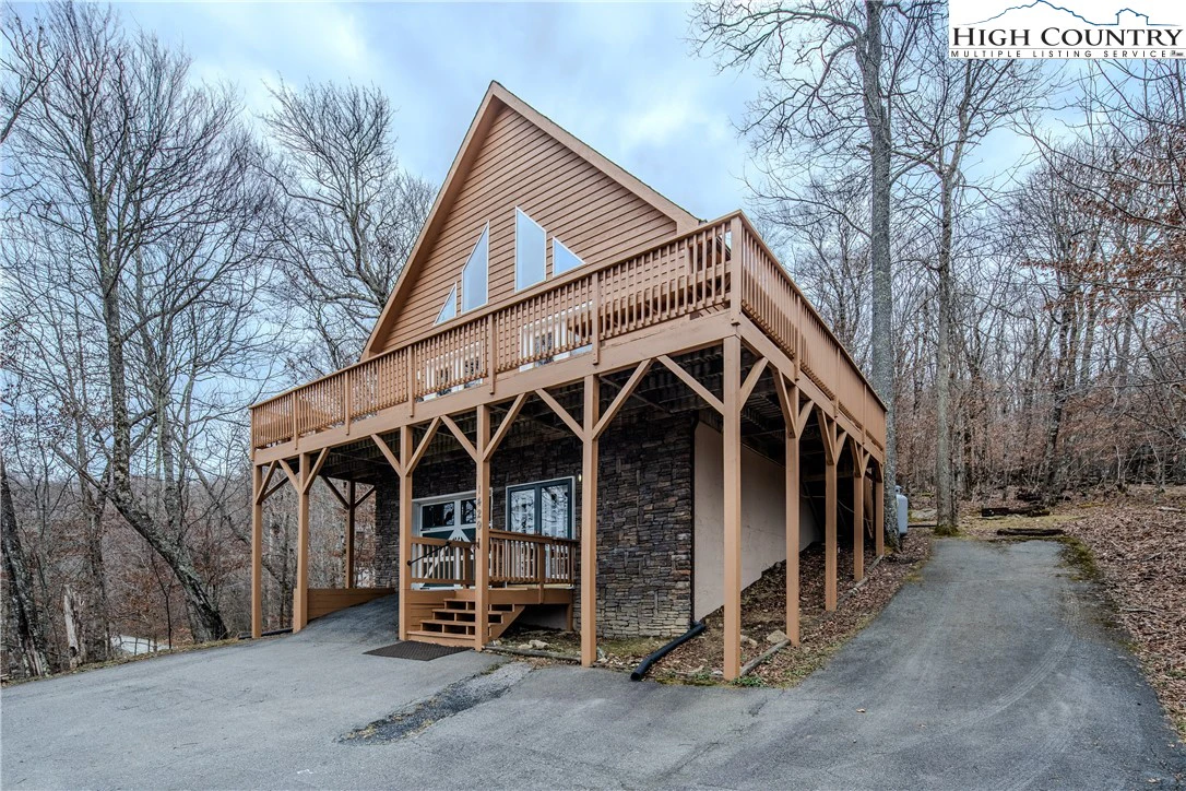 Image number 16 for the current listing