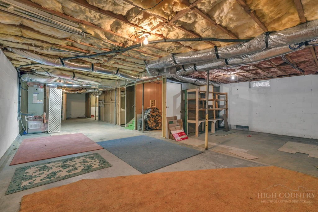 Image number 7 for the current listing