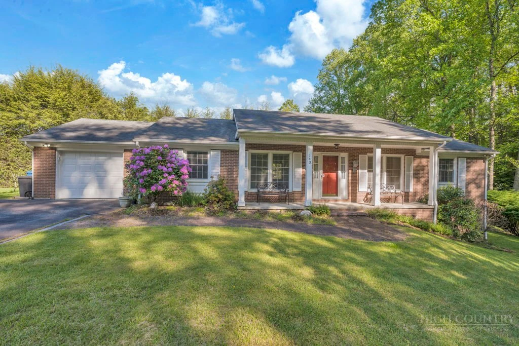 Image number 11 for the current listing