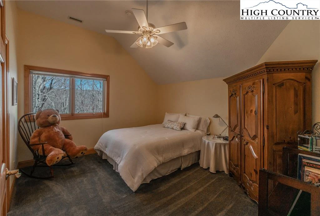 Image number 7 for the current listing