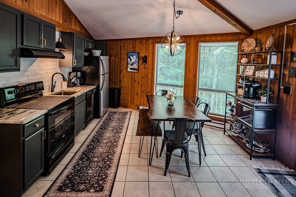 Image number 6 for the current listing