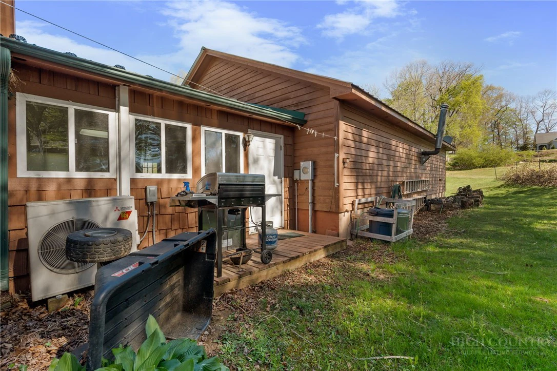 Image number 2 for the current listing