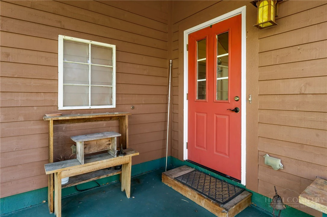 Image number 12 for the current listing