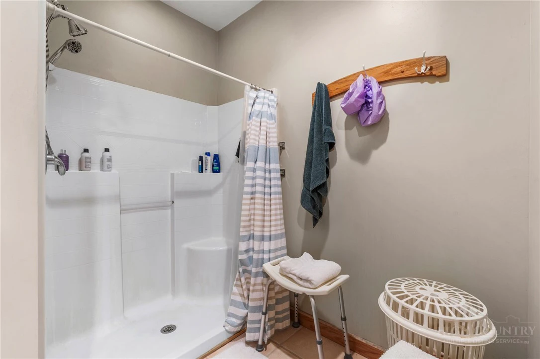 Image number 3 for the current listing