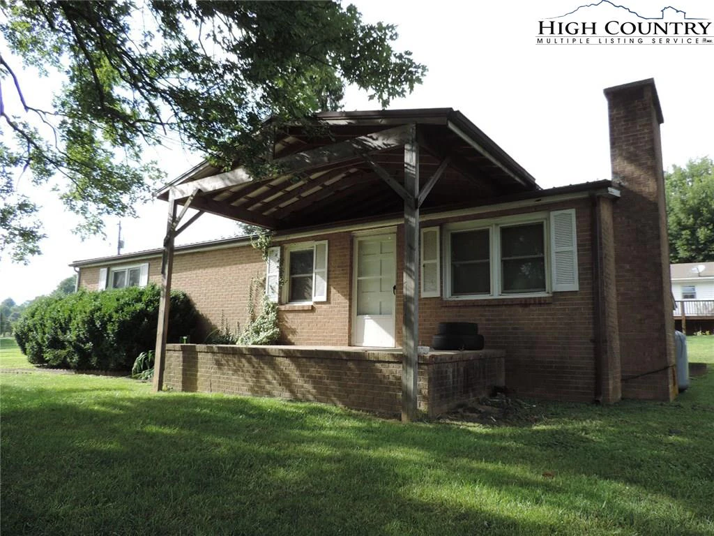 Image number 5 for the current listing