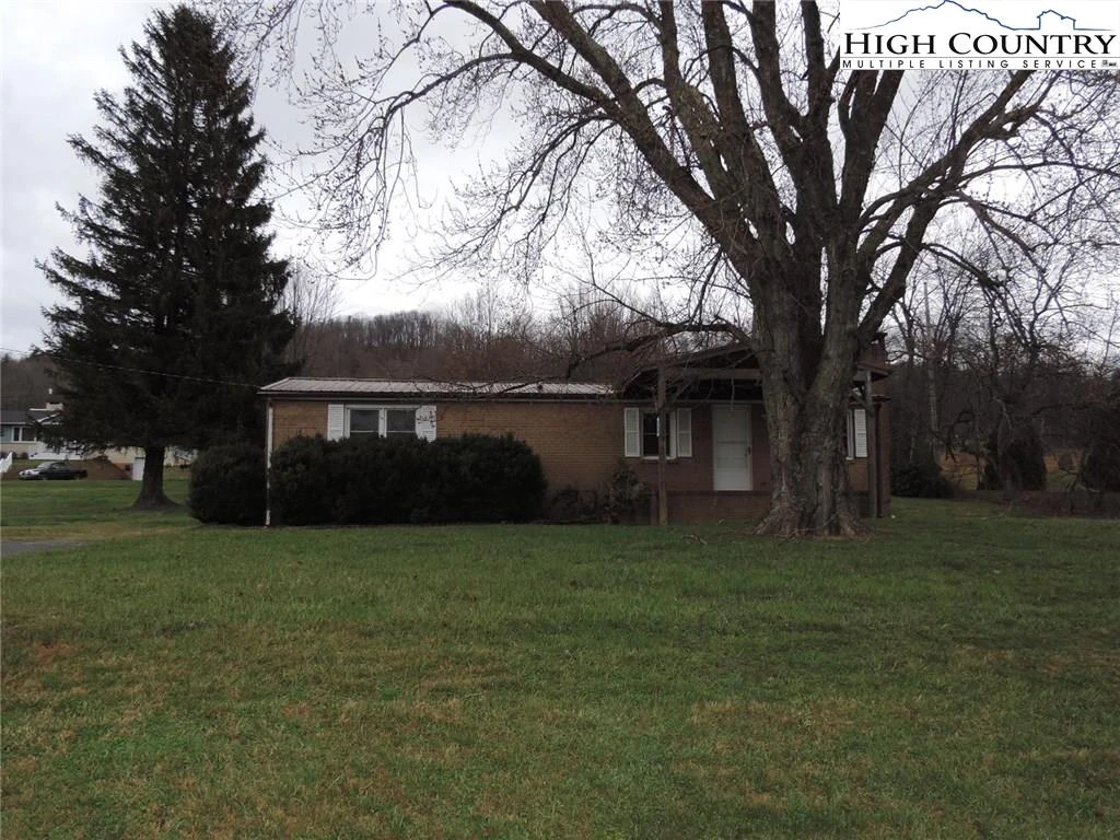 Image number 3 for the current listing