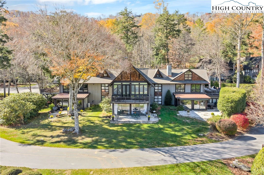 Image number 1 for the current listing
