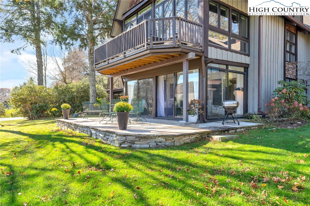 Image number 12 for the current listing
