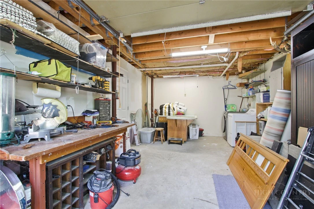 Image number 12 for the current listing