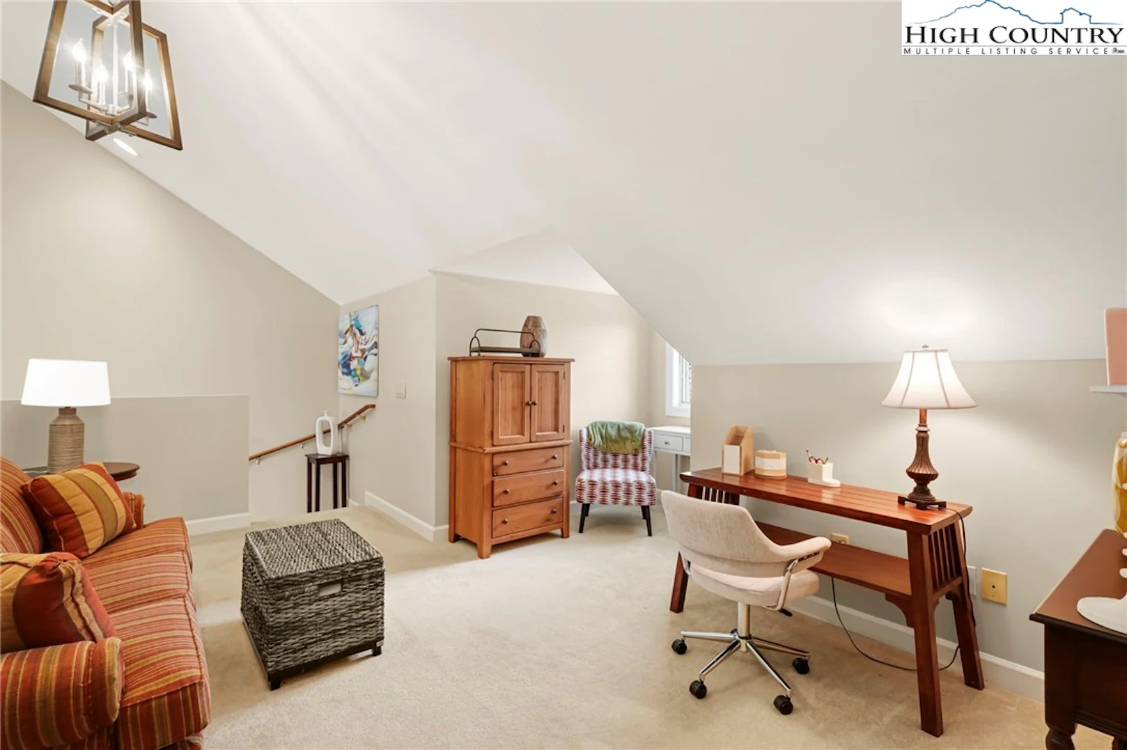 Image number 10 for the current listing