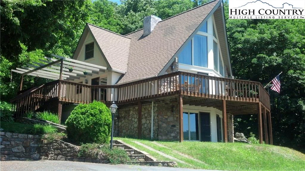 Image number 1 for the current listing