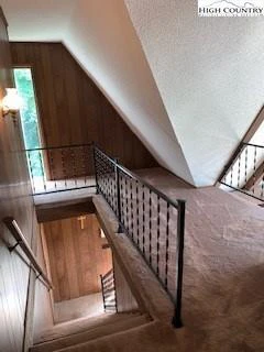 Image number 5 for the current listing