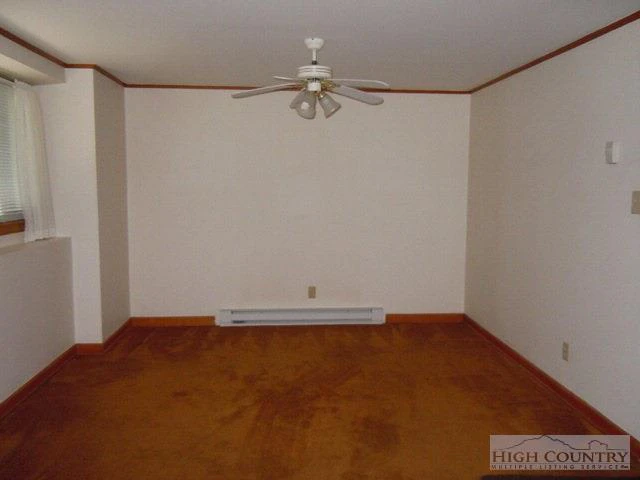 Image number 10 for the current listing