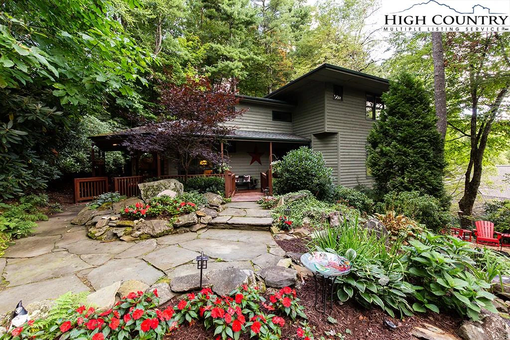 Image number 12 for the current listing