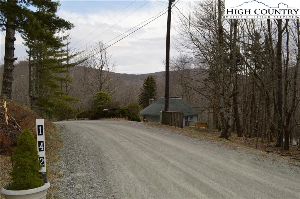 Image number 7 for the current listing